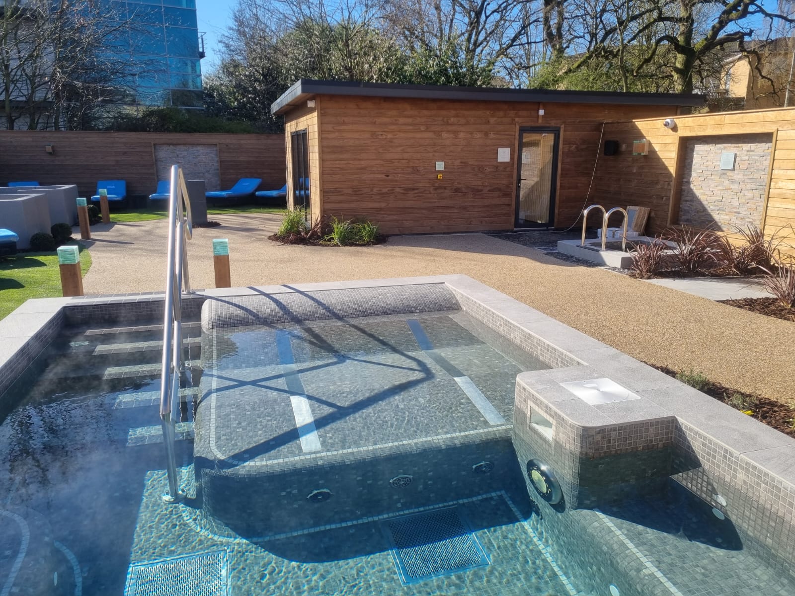 Spa Garden with Sauna and Pool